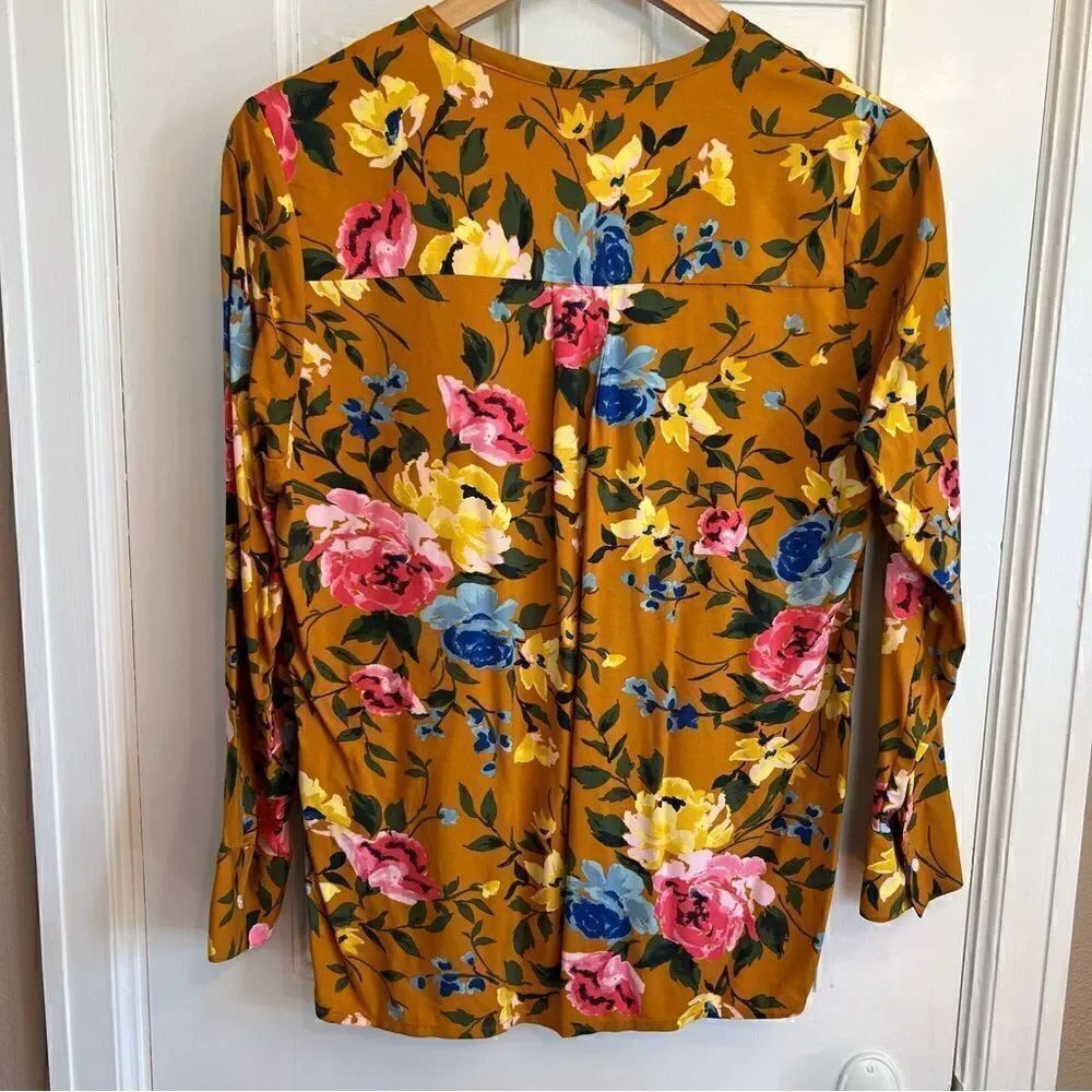Old Navy Floral Pattern yellow top - Picture 3 of 7